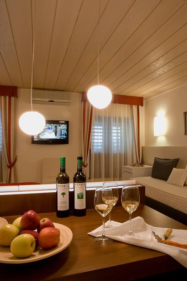 Venica & Venica Wine Resort Dolegna del Collio Extérieur photo